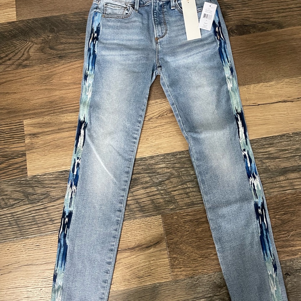 Stylish Blue Patterned Women's Jeans - Picture 4 of 9